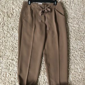 Cropped Tan Wilfred pants